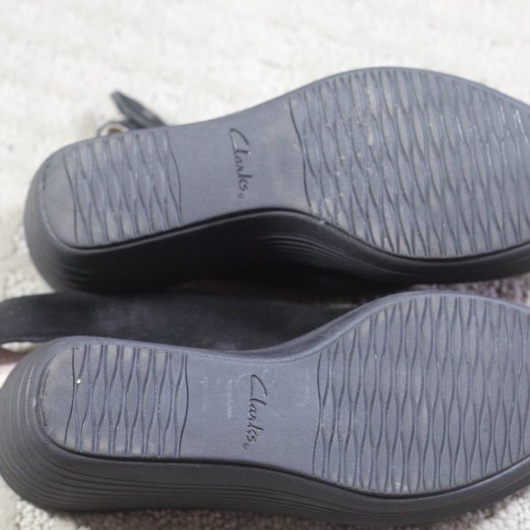 Collections by Clarks Size 5 Black Suede Peep Toe Wedge - Picture 4 of 7